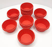 Бумажная одноразовая форма для выпечки кексов красного цвета с усиленным бортом 55х35