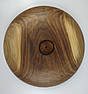 Дерев'яна тарілка менажниця для подачі страв горіх d 29 см, висота 3.6 см., фото 5