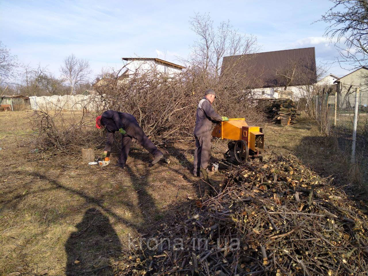 Дроблення гілок. Оренда подрібнювача гілок
