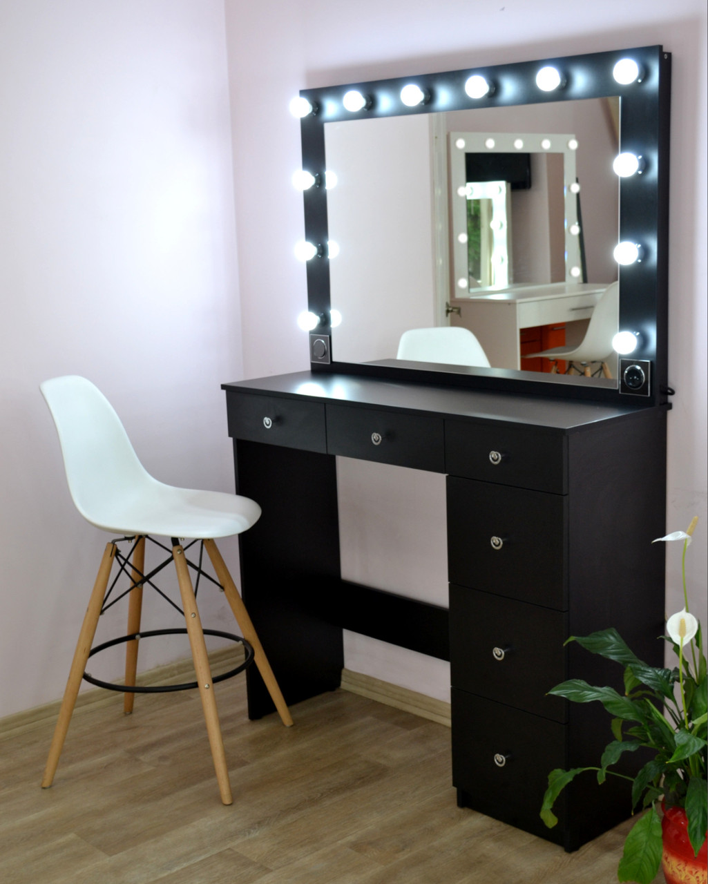Макияжный стол под барный стул и гримерное зеркало с подсветкой черный ...
