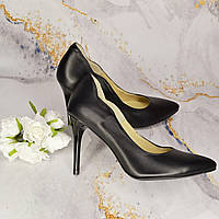 Човники на шпильці