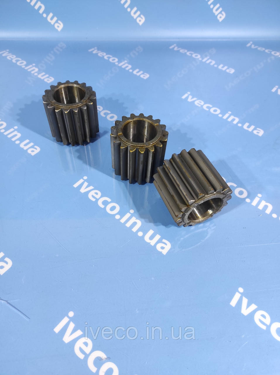 Шестірня сателітів бортового редуктора Івеко Тракер Iveco Trakker EuroTrakker 42064798