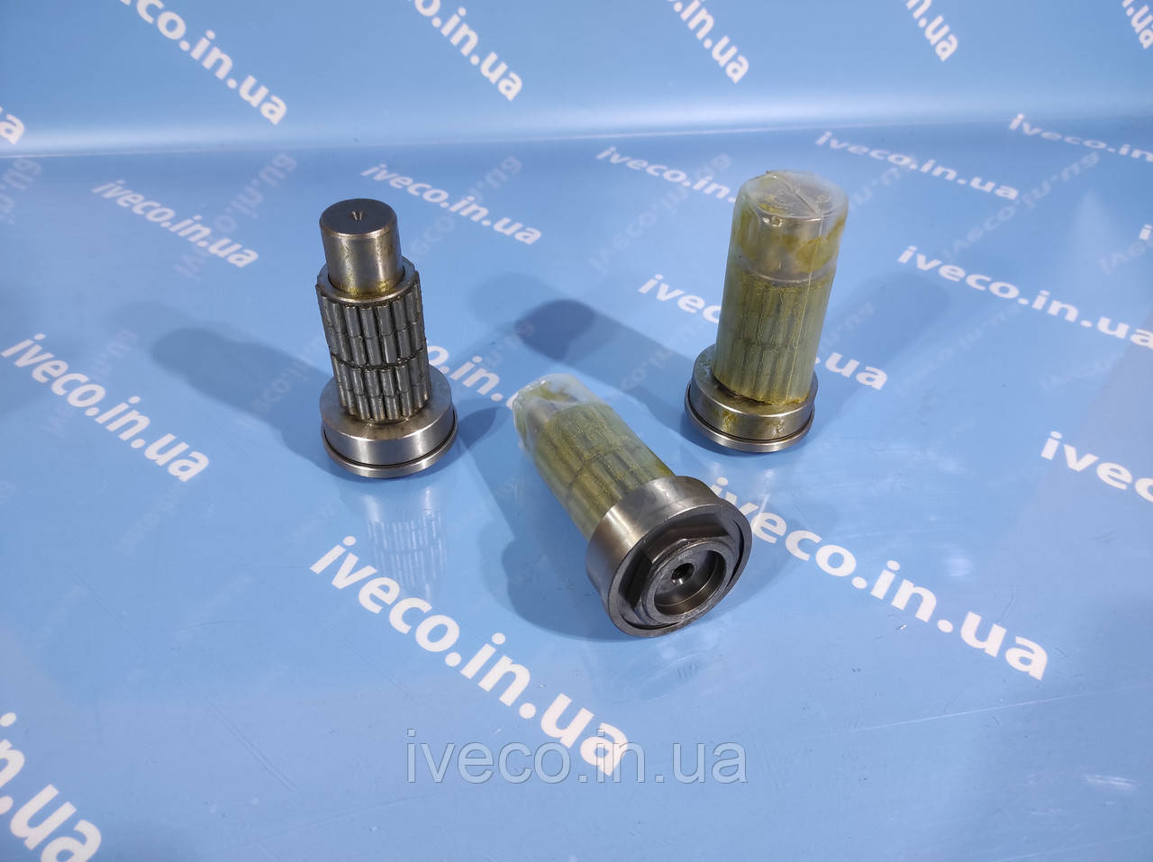 Вісь сатиту бортового редуктора Івеко Тракер Iveco Trakker Eurotrakker 42064785, фото 1