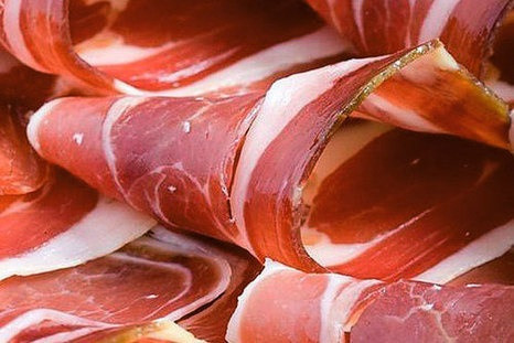 Хамон SSS Subirats Jamon Serrano Loncheado без глютена без лактозы 500 г Испания - фото 2 - id-p1389279467