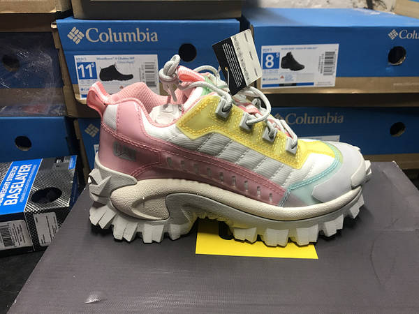 Sneakers caterpillar deals