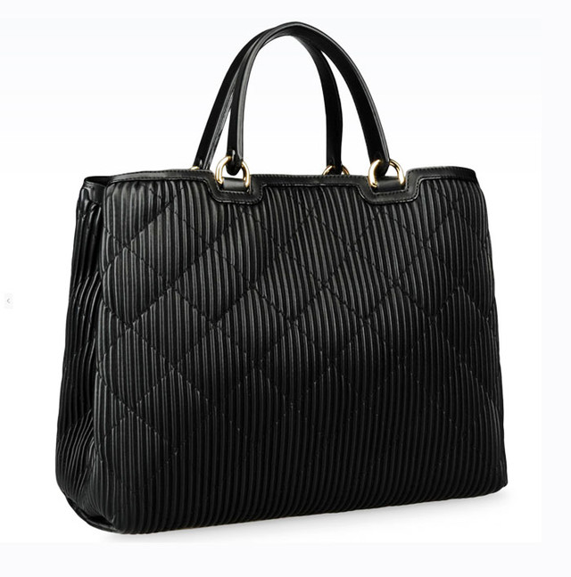 Женская сумка-шоппер Emporio Armani вид сбоку Женская сумка-шоппер Emporio Armani вид сбоку