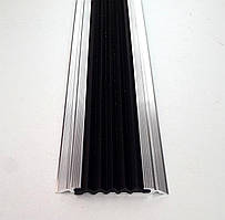 Алюмінієва накладка на щаблі з одного протиковзкою вставкою плоска, 48 мм. УЛ 150. Без покриття, 2.0 м