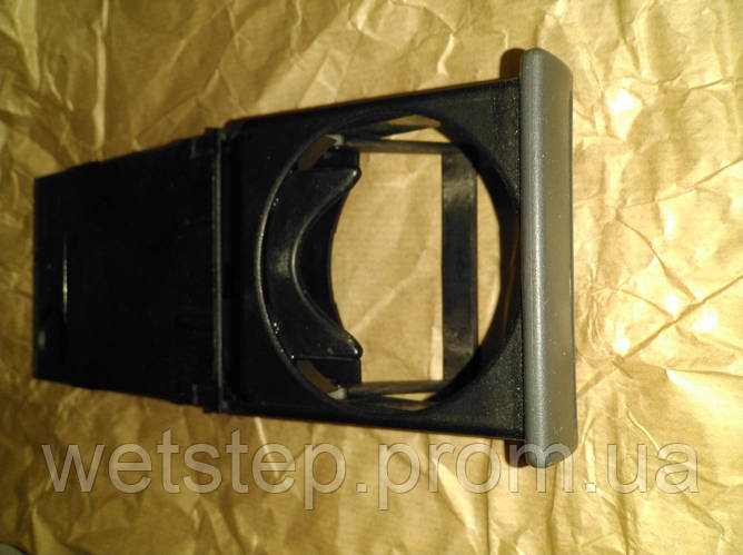 Подстаканник Audi А6 C5 задний в диван (ID#1394558825), цена: 450 ...