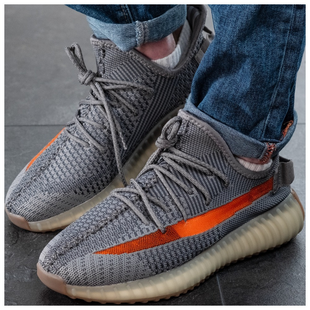 Чоловічі кросівки Adidas Yeezy Boost 350 V2, чоловічі кросівки адідас ізі буст 350 в2, кросівки Adidas Yeezy