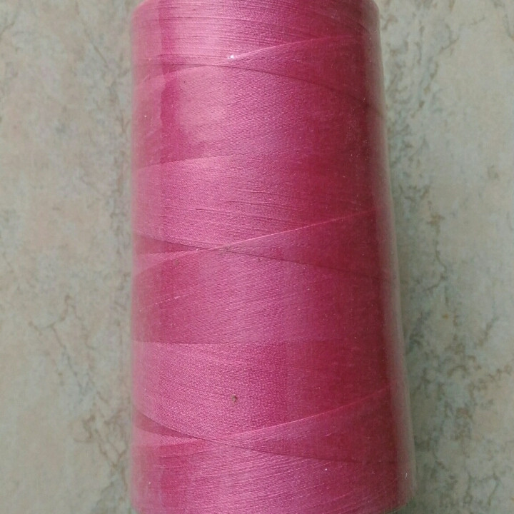 Нитки швейні рожевий №153 поліестер 4000 ярдів, фото 1