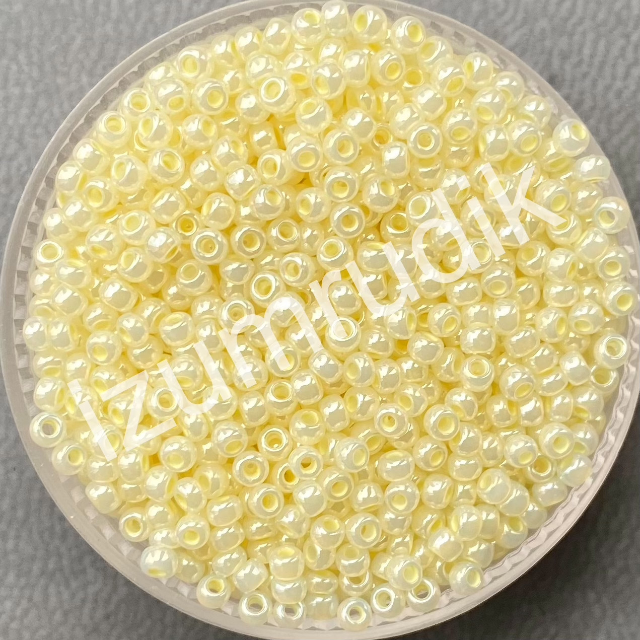 Бісер круглий TOHO TR-11-142