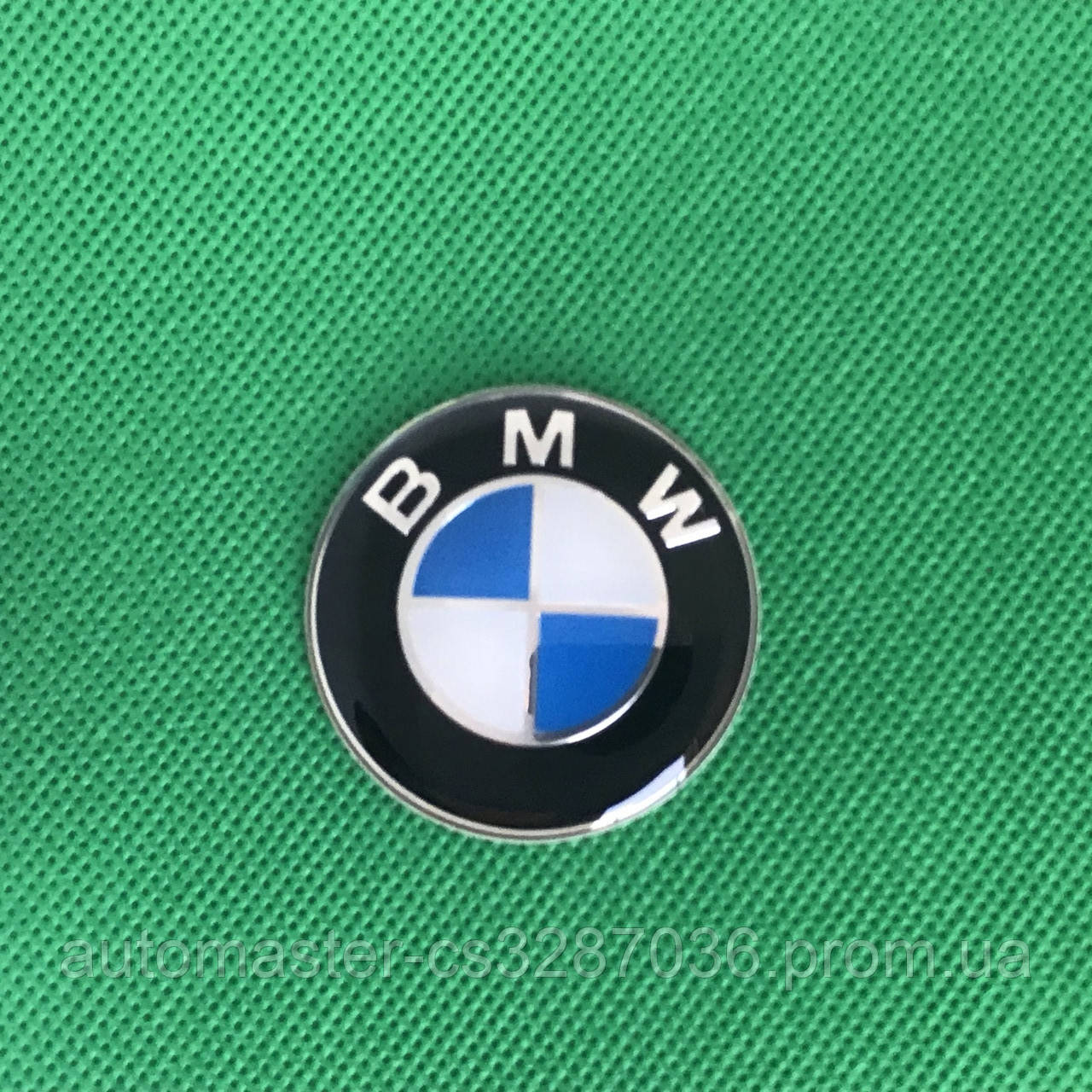 Эмблема значок логотип BMW / БМВ на руль 45 мм , бело-синяя