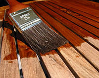 Яким лаком розкрити кімнатні двері або меблі? У нас є рішення