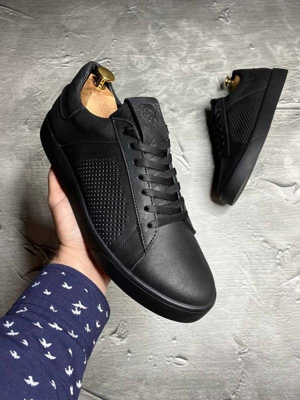 Шкіряні чоловічі кеди з перфорацією diesel black