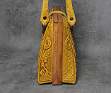 Вечірня сумка "Калла" жовтого кольору, комбінація шкіри та дерева, ручна робота, 27×19×11 см, фото 8