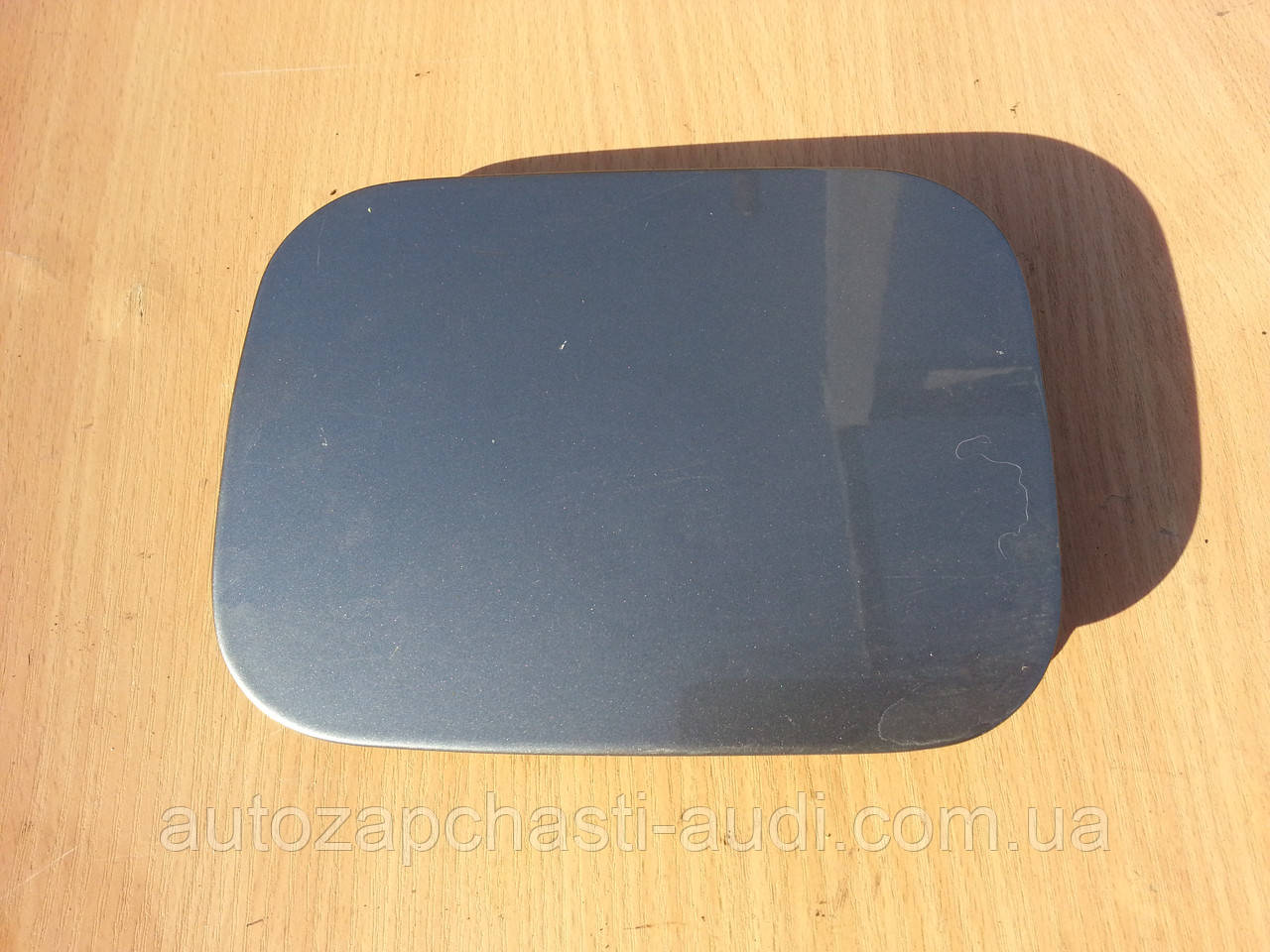 Гачок бензобака Audi 100 A6 C4 91-97г, фото 1