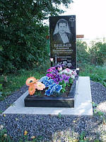 Пам'ятник із квітником із граніту зразок No49