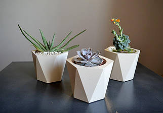 Бетонне геометричне кашпо /бетонний горщик /Бетонна ємність для рослин/Кашпо для кімнатний рослин