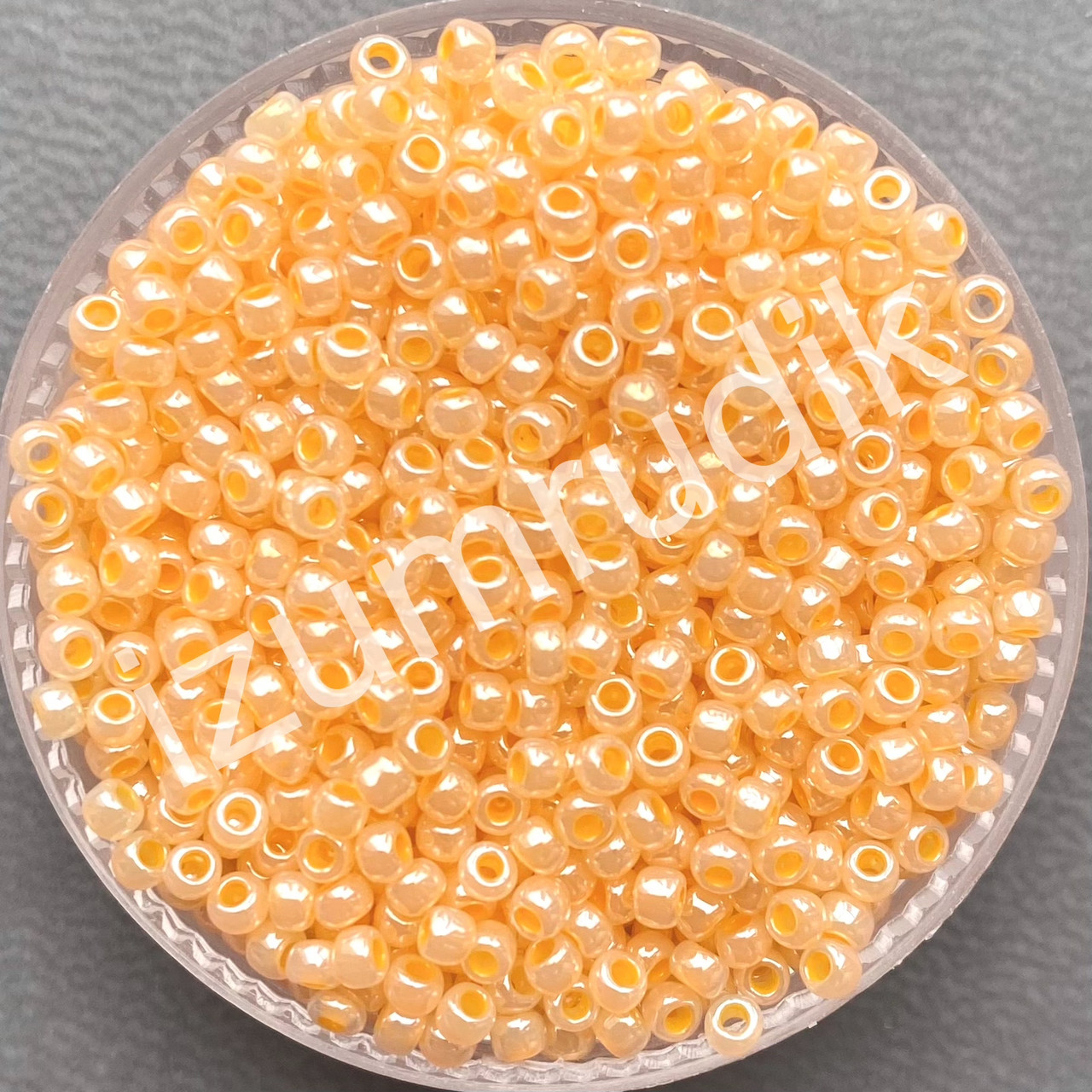 Бісер круглий TOHO TR-11-148