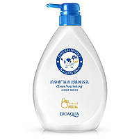 Гель для душа с молочными протеинами Bioaqua Clean Nourishing Natural Milk Shower Gel, 720мл