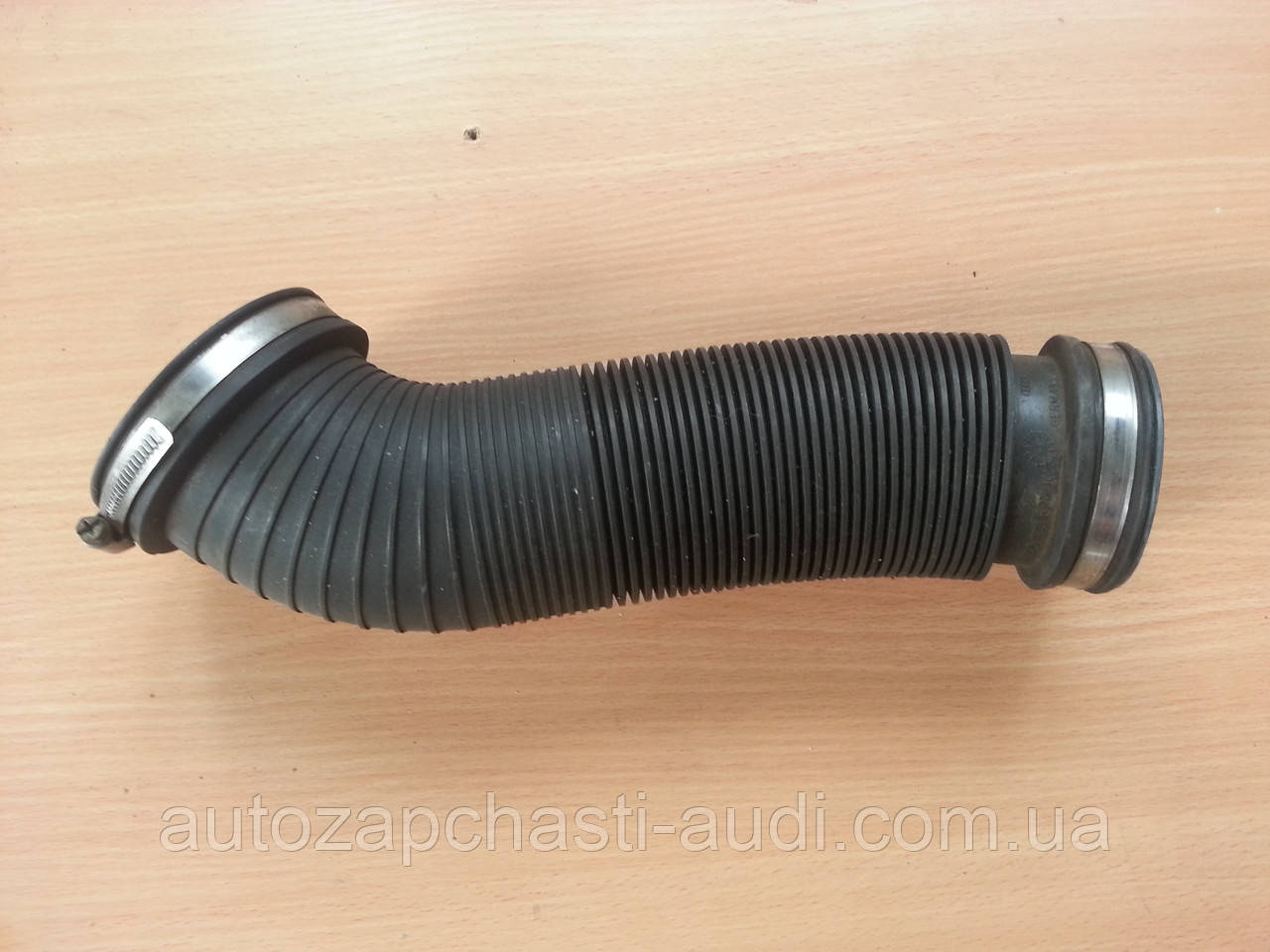 Гофра повітрозабірника Audi 100 A6 C4 91-97г, фото 1
