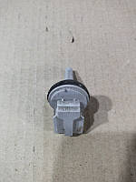 Датчик температури Volkswagen Passat B5 2.5 AKN 2003 (б/у)