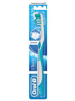 Oral B Зубная щетка 3D White Отбеливание 40 средней жёсткости