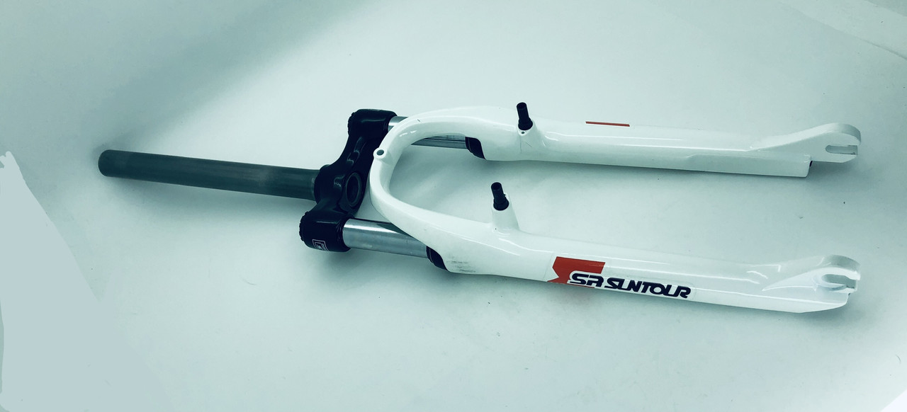 Вилка SR Suntour 24 M3030