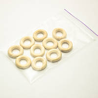 Дерев'яні кільця 22-24мм, товщина 6мм (10шт в упаковці) покриті воском, з граба