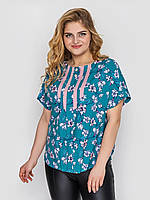 Летняя хорошенькая блузка с коротким рукавом цвет синий в цветочек, большие размеры от 52 до 58