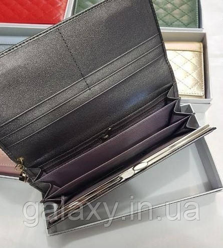 Гаманець на магнітній застібці великий Saralyn сріблястий Silver