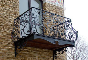 Ковані балконні огорожі металеві