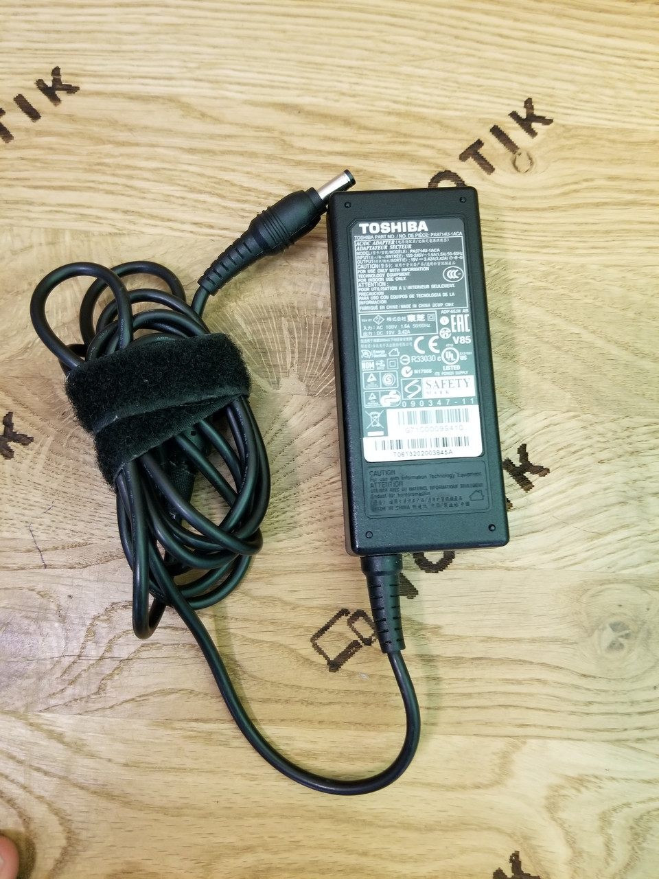 Блок живлення для ноутбука Toshiba 65 W 19 V 3.42 A 5.5*2.5mm (PA3714U-1ACA) ОРИГІНАЛ