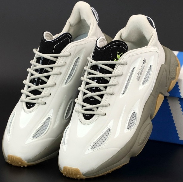 Чоловічі кросівки Adidas Ozweego Celox осінь-весна демісезонні світло сірі. Живе фото. топ