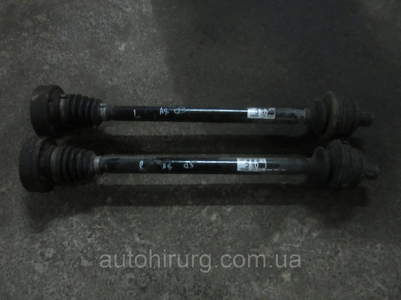 Задня півось AUDI A8 D3 (4E0501203)