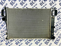 Радіатор охолодження двигуна Mercedes W221, C216 A2215002603