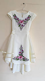 Сукня* модельна з вишивкою в українському стилі "Квітковий орнамент" колір молочний ріст 134 см