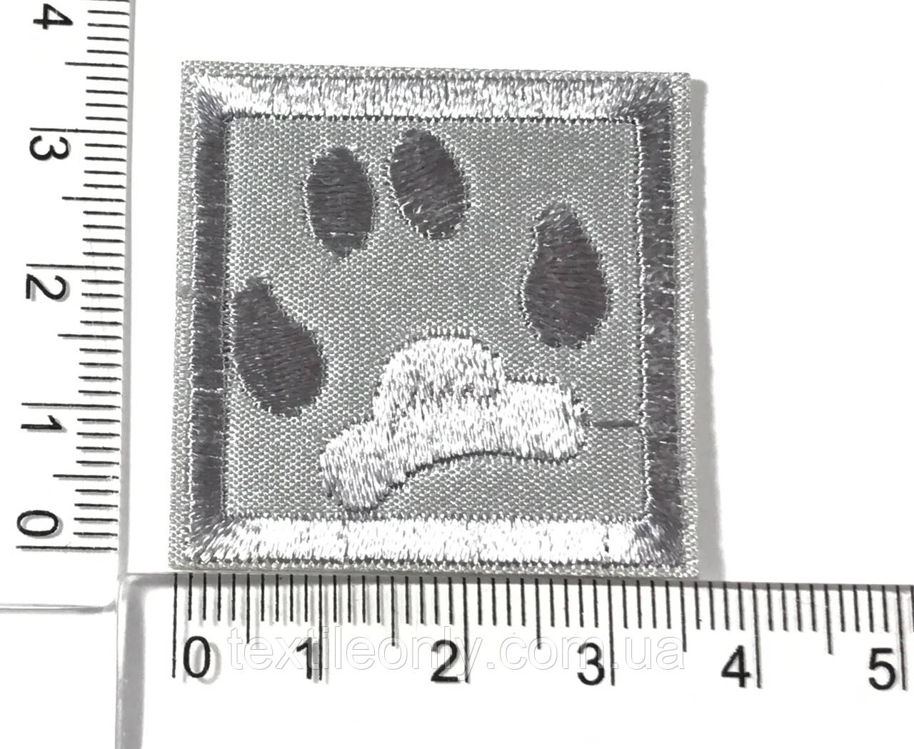 Нашивка Лапа Світловідбивна 35х35 мм