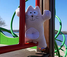 Кіт Саймон на присосках рожевий -  Іграшка машину на скло - Іграшка в авто Кіт Саймон - Подарунок