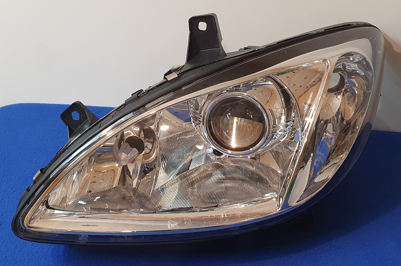Фари BI-XENON Mercedes Vito 639