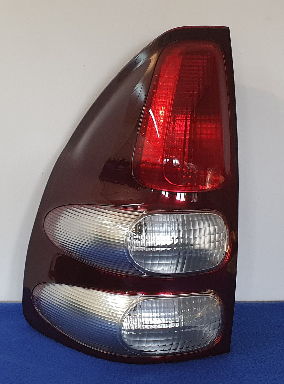 Оригінальні задні ліхтарі Toyota Land Cruiser Prado 120