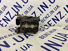 Блок клапанів пневмопідвіски Mercedes W221, C216 A2513200058