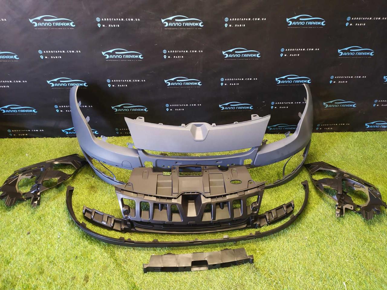 Бампер передній Renault Megane 3 (2012-2014) (комплект) Оригінал 620108876S Меган 3, фото 1