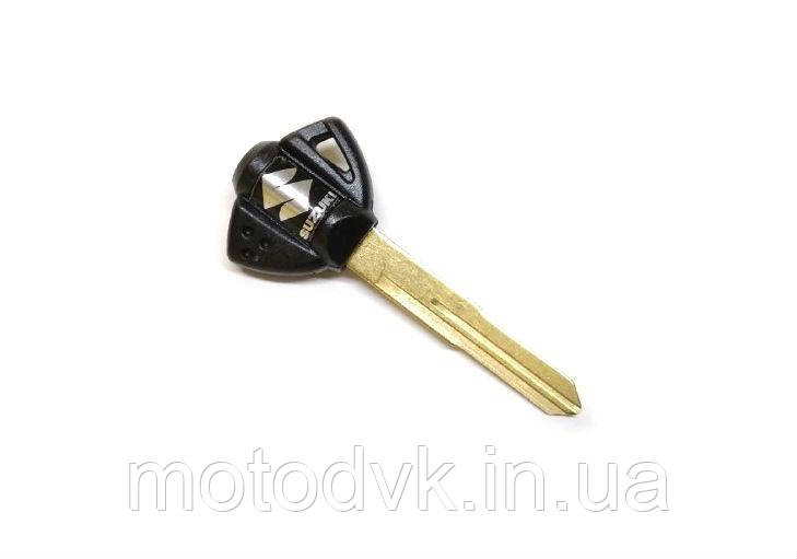 Заготівка ключа Suzuki, чорна (на правий бік)