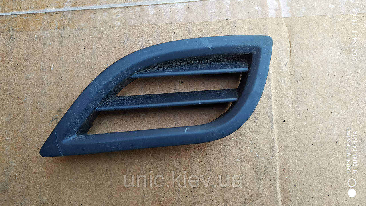 Дефлетор ( решітка ) бокова права Рено Меган 3 б / в