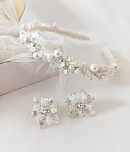 Набір весільних прикрас обруч і сережки Пусети Ksenija Vitali, білого перламутрового кольору