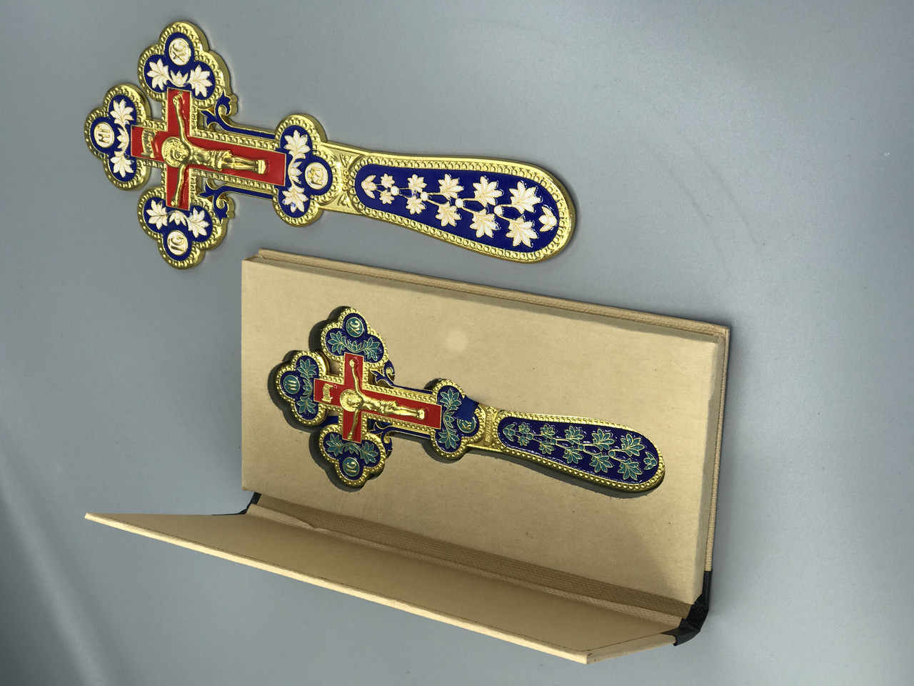 Крест напрестольный декорированный эмалью - фото 8 - id-p1221127979