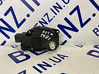 Сервопривод заслонки печки Mercedes W221, W204,W212, C207 A2218200042