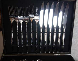 Набір столових приладів у подарунковому кейсі Krauff 29-178-036 - 24 предмети, фото 3