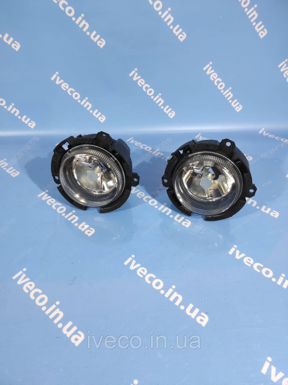 Протитуманна фара Iveco Stralis Івеко Страліс права ліва крайно 41221083 504032145 41620999 80660071
